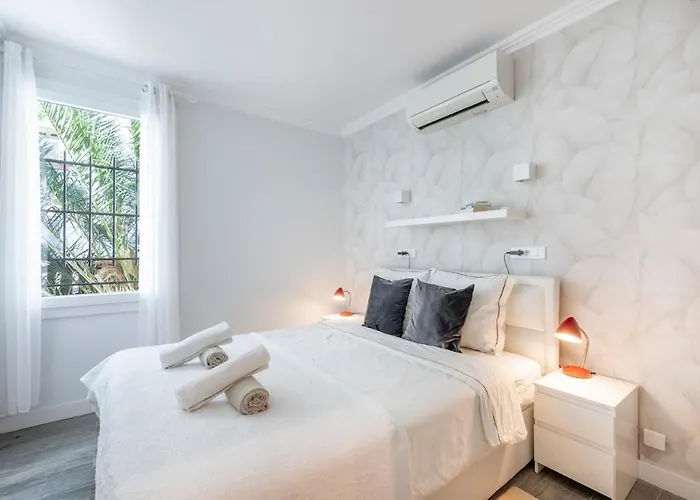 Appartamento Townhouse Near Port & Old Town *